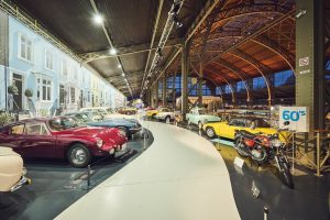 autoworld museum binnen